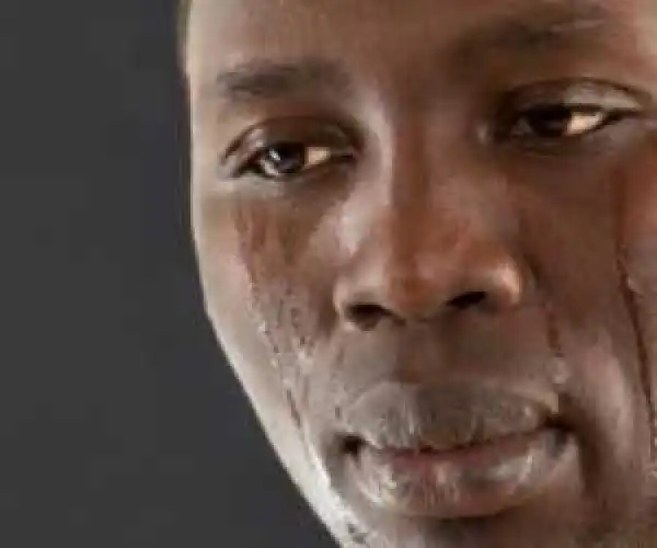 Waploadites, Please Advice This Mumu: Should I Buy Her An iPhone 6?